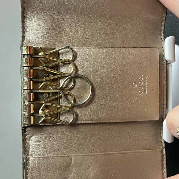 Gucci Keyholder - Picture 4 of 11